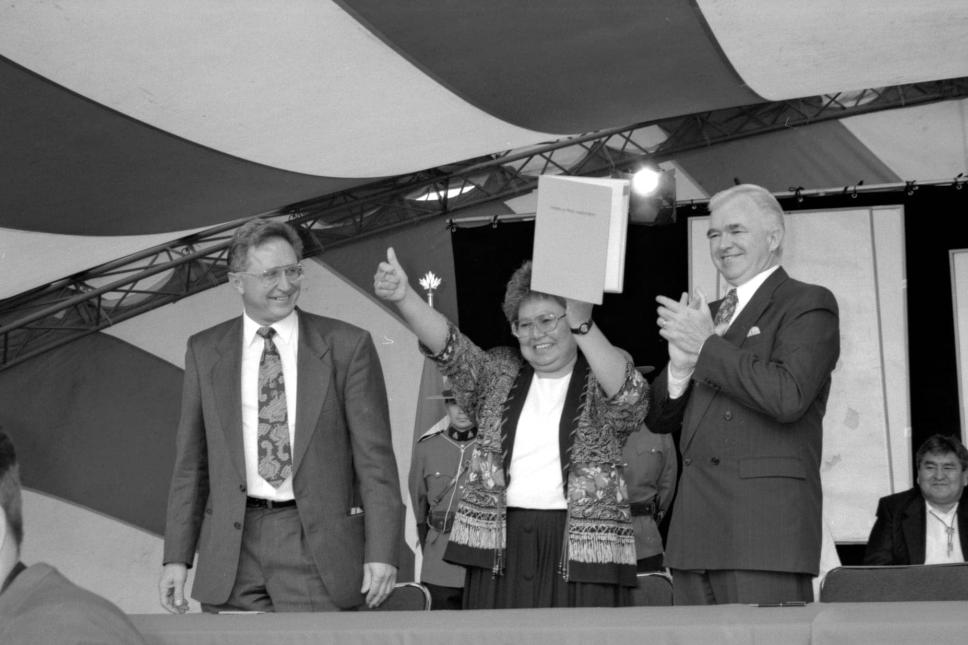 Judy Gingell gives a thumbs up after signing the Umbrella Final Agreement in 1993.